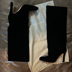 Manolo Blahnik Khomo 105 Tall Velvet Boots. Comes with dust bag.